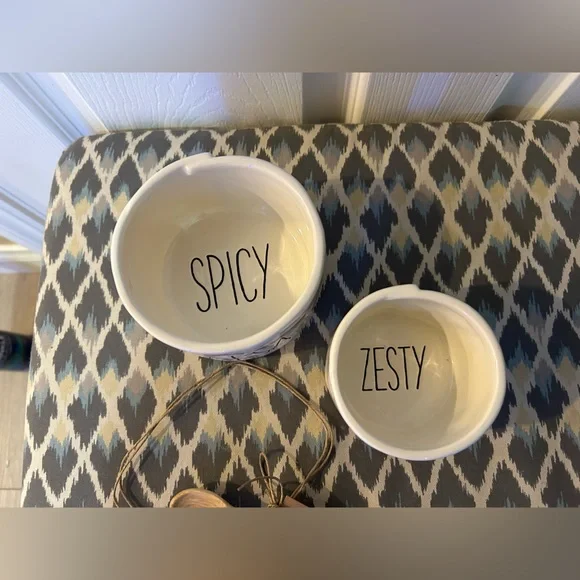 NWT Mud Pie Salsa Guac Nesting Bowl Set. Zesty Spicy. Great gift! - Picture 2 of 5